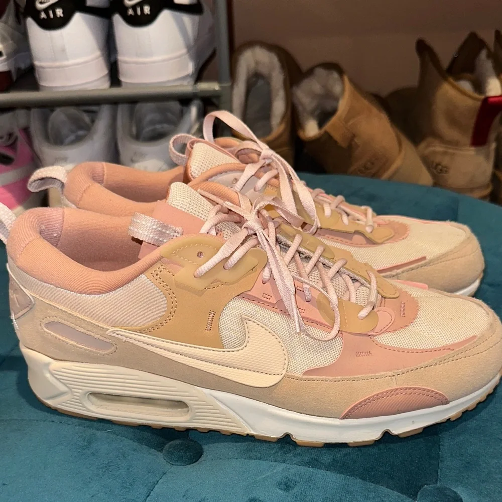 Nike Women's Pink and Beige Sneakers - Picture 1 of 4